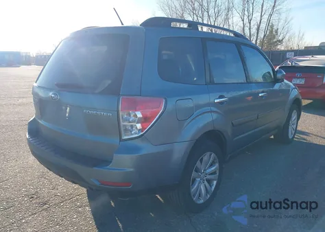 2011 Subaru Forester 2.5X Premium z USA, uszkodzony, nr VIN JF2SHBDC4BH700529
